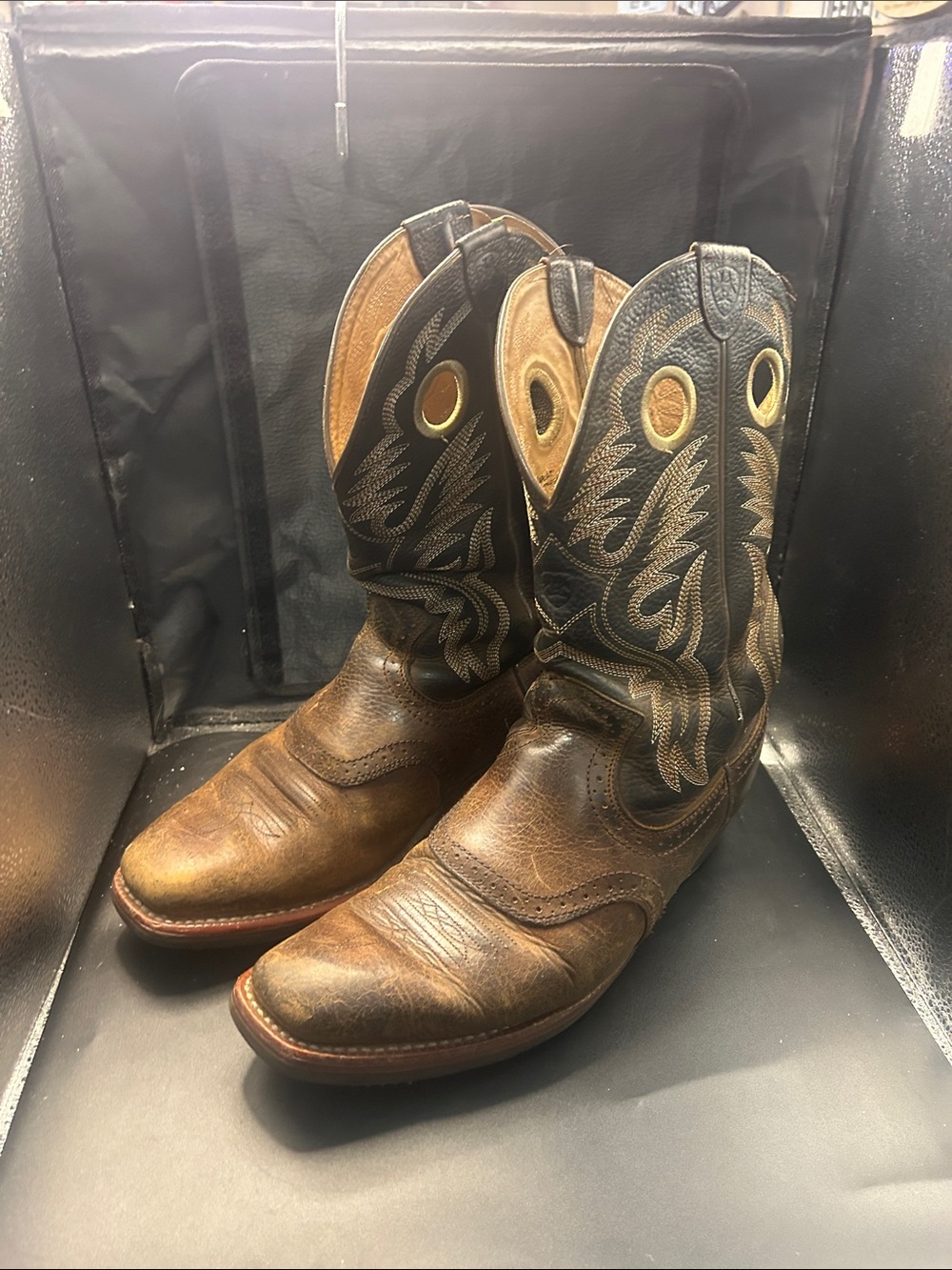 Vintage Ariat Brown and Black Men's Western Cowboy Boots